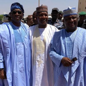 Dr Aliko Dangote middle with others