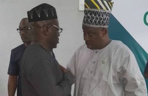 Mr Seye Oyeleye left with Governor Ibikunle Amosun of Ogun State shortly before the DAWN Commission team proceeded to the House of Assembly