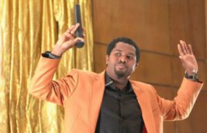 Babayaro Blasts Rohr Over Eagles Friendly’s List