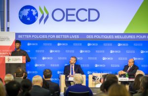 Anti-Corruption: Osinbajo In Paris For OECD’s Forum