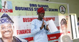 Dapo Lam-Adesina Consolidates On ‘Omo Oloore Traders’ Support Scheme’ As Additional 350 Traders Benefit