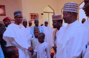 Photo: Buhari ‘Reappears’ To Attend Juma’at Prayers