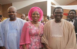Photo: Amosun, Mrs Ambode Celebrate With Ebenezer Obey @ 75