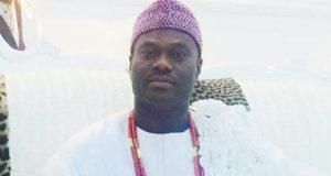 Snubbing By Oba Akiolu: Ooni Reacts, Says He’ll Continue To Respect The Lagos Monarch ...the Oonirisa...Oba Adeyeye Ogunwusi...historically believed to be the head of all monarchs in Yorubaland...still humble...despite all...