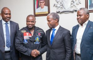Osinbajo Meets First African Solo Traveler, Hails Nigerians’ Smartness, Creativity