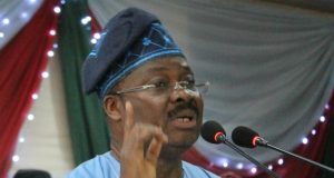 Non-Performance: Ajimobi Reads Riot Act To LG Chairmen Abiola Ajimobi
