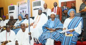 Photo: Ooni, Osun House Celebrate Aregbesola At 60 From the right: Wife of Osun Governor, Alhaja Sherifat Aregbesola; Governor Rauf Aregbesola; the Ooni of Ife, Oba Ogunwusi Adeyeye Enitan; former National leader of All Progressive Congress (APC), Chief Bisi Akande; Deputy Governor, Mrs Titi Laoye-Tomori; former military administrator of Osun, Col Theophilous Bamgboye (Rtd) and others…