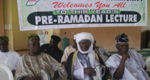 Ibadan Muslim Community Honours Late Azeez Arisekola, Lanihun, Others From the left: Former Governor Rasheed Ladoja, representative of Chief Imam of Ibadan land, Shiek Alaga and Chairman, Ibadan Muslim Community, Chief Mustapha Bayo Oyero at the event