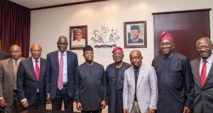 Photo: Osinbajo Holds Meeting With Nigerian Society of Chemical Engineers L-R: Samuel Bosoro; Dr John Erinne; Engr Jide Soyode; Prof. Sam Adefila -National President; Acting President Yemi Osinbajo, SAN; Prof. Ayo Ogunye; Onochie Anyaoku; Engr/ Alex Ogedegbe; Engr. Tony Ogbuigwe