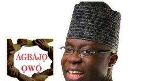 Day Oyo’s Senator Adesoji Akanbi Empowered Traders With N40m Senator Adesoji Akanbi