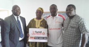 FundLautechProject: Ladoja Endorses, Donates N5.8 Million Senator Rashidi Adewolu Ladoja (2nd left) with members of the FundLautech project shortly after he endorsed/donated over N5,000,000 to the project at his residence, Bodija, Ibadan.