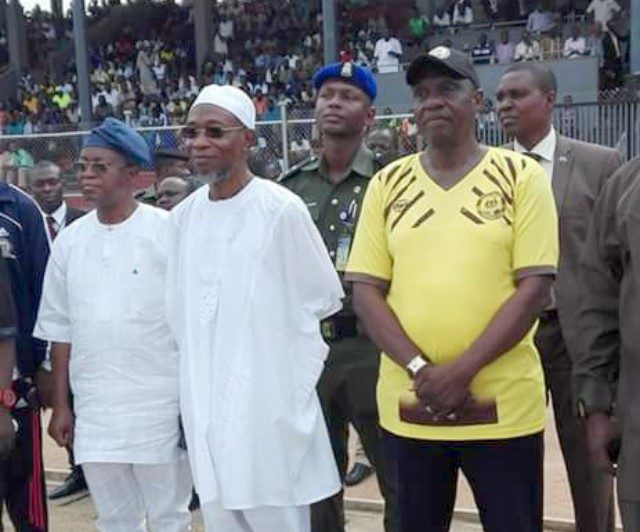 ...Chief Taiwo Ogunjobi, right, with Governor Aregbesola and others...