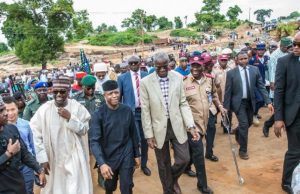 Osinbajo Revs Up Governance, Visits Site Of Collapsed Bridge On Ilorin-Mokwa-Jebba Road Acting President Yemi Osinbajo, SAN, visited collapsed Mokwa-Jebba Bridge for on-the-spot assessment in Niger State. He was accompanied by Niger State Gov, Alh. Abubakar Sani Bello and Min. of Power, Works & Housing, Babatunde Fashola. 10th July 2017. Photos: NOVO ISIORO.