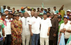 Lagos LG Polls: Ambode Felicitates With APC’s Flag Bearers Governor Akinwunmi Ambode, middle, with some of the lucky candidates with other APC topshots...