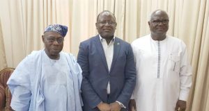 Photo: When Obasanjo, 1st Bank MD Paid A Visit To The President Of Sierra Leone Dr. Adesola Adeduntan, MD/CEO, First Bank of Nigeria Limited (middle) with Chief Olusegun Obasanjo, former President of Nigeria (left) and President Earnest Bai Koroma, President of Sierra Leone during the visit…