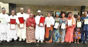 How Lagos Bagged Award For Best State In 2016 Hajj Pilgrimage, Six Others South West Coordinator, National Hajj Commission of Nigeria, Mubakar Abdulraheem; CEO, Medview Airline Plc., Mr. Muneer Bankole; Commissioner for Home Affairs, Dr. Abdul-Lateef Abdul-Hakeem; Deputy Governor of Lagos State, Dr. (Mrs) Oluranti Adebule; South West Commissioner, National Hajj Commission of Nigeria, Imam Fauad Adeyemi; Special Adviser to the Governor on Housing, Mrs. Aramide Giwanson; Head of Service, Mrs. Olabowale Ademola; Permanent Secretary, Ministry of Home Affairs, Mrs. Toyin Awoseyi ; her counterpart in the Office of Deputy Governor, Mrs. Yetunde Odejayi; Permanent Secretary/Accountant General, Mrs. Shukrat Abimbola Umar; Special Adviser to the Governor on Religious Matters, Rev. Verralls Kolawole and Managing Director, Africana Home Restaurant Dubai, Mrs. Khadijat Ebon Bakare (behind) during the awards presentation to the Lagos State Government by the Hajj Commission at the Lagos House…
