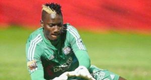 Alampasu Handed Number One Jersey At Feirense Dele Alampasu