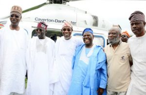 Demise Of Aregbesola’s Mother: Tinubu, Akande, Ajimobi Storm Osogbo Governor of Osun State, Ogbeni Rauf Aregbesola, National Leader of All Progressives Congress (APC) Asiwaju Bola Tinubu (2nd left), Former National Leader of the Party, Chief Bisi Akande (3rd right), APC Chieftain, Kashim Iman, (left), Senator Olusola Adeyeye (2nd right), and Senator Musilim Obanikoro, during the Condolence visit to Aregbesola over the death of his mother, at the Government House, Osogbo…