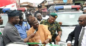 Photo: Ajimobi Commissions Vehicles For ‘Operation Burst’ L-R: Oyo state Commissioner of Police, Mr Abiodun Odude, Gov. Abiola Ajimobi of Oyo state, his deputy, Chief Alake Adeyemo, GOC, 2 DIV, Nigerian Army, Maj. Gen. Chukwunedum Abraham and Executive secretary, Oyo state Security Trust Fund, Mr Femi Oyedipe at the event…