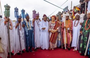 Security Tight As Ajimobi Swears In New Obas, Warns Politicians ‘Pushing’ Olubadan Against Him Members of the Olubadan-in-Council, who were newly promoted as obas, with the Governor of Oyo State, Senator Abiola Ajimobi (6th left); and his wife, Florence, during the presentation of their certificates and staff of office by the governor, at Mapo Hall, Ibadan... on Sunday