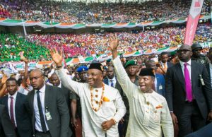 Osinbajo Storms Uyo To Celebrate Akwa Ibom @ 30 Vice President Yemi Osinbajo and Gov. Udom Emmanuel of Akwa Ibom arrive Akpabio Stadium for Grand Finale of Akwa Ibom…