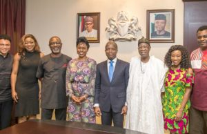 Photo: Casts Of ‘Wakaa The Musical’ Hosted By Osinbajo Vice President Yemi Osinbajo with Bolanle Austen-Peters, Producer & Director (immediate right); Bimbo Manuel, Actor (2nd right); with Hon. Min of Information, Alh. Lai Mohammmed (immediate left) and others during the visit…