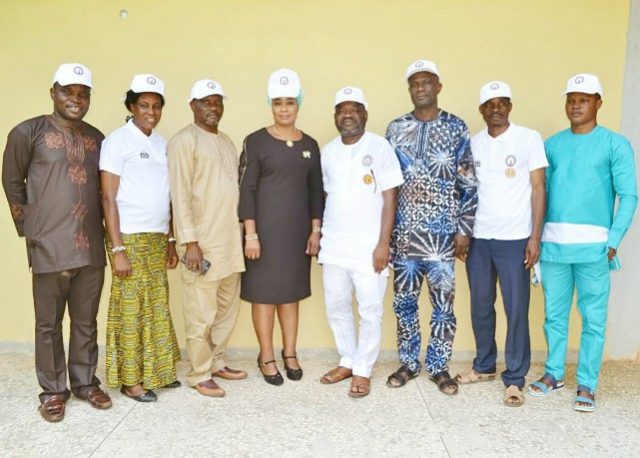 Oyotunji crew members and Osun Government officials