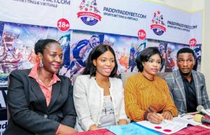 Brand Ambassador: PaddyPaddyBet Unveils Actress, Eniola Ajao Actress, Eniola Ajao, second from the right, puts pen to paper to become the Brand Ambassador of PaddyPaddyBet...