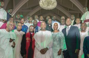 Independence Anniversary: Osinbajo Marks Day With Past Presidents Vice President Yemi Osinbajo, wife, Rt Hon Yakubu Dogara, Chief Olusegun Obasanjo and others...