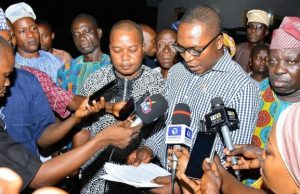 Strike Action: Osun, Workers Sign MoU, Work Resumes January 2 The chairman of Osun State’s chapter of the Nigeria Labour Congress (NLC), Comrade Jacob Adekomi (Middle); Chairman, Joint Negotiation Council, Comrade Bayo Adejumo (left) and Chairman, Trade Union Congress (JNC), Comrade Adebowale Ademola, briefing the press on the suspension of the strike action in Osogbo on Saturday…