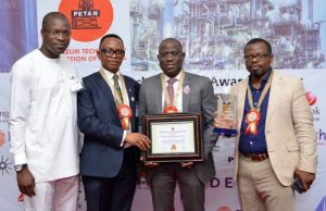 Nigerian Content Development: Shell Honoured By PETAN General Manager External Relations, The Shell Petroleum Development Company of Nigeria Limited, Igo Weli; President, Petroleum Technologies Association of Nigeria (PETAN), Bank Anthony Okoroafor; Managing Director, Shell Nigeria Exploration and Production Company (SNEPCo), Bayo Ojulari; and SNEPCo’s Nigerian Content Manager, Austin Uzoka, at the PETAN Awards Ceremony in Lagos...