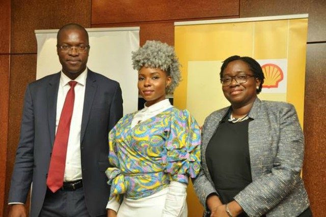 L-R: General Manager External Relations, Shell Petroleum Development Company, Mr. Igo Weli; Shell #makethefuture ambassador, Yemi Alade; and External Relations Communications Manager, Shell Nigeria, Mrs. Sola Abulu, at a pre-launch media engagement in Lagos on Thursday for a new music video, On Top Of The World, billed for global release on December 1, 2017