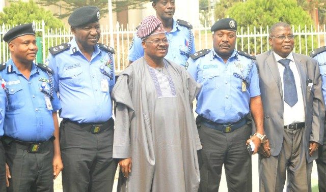 Gov. Abiola Ajimobi of Oyo State (middle) : Oyo State Police Commissioner, Mr. Abiodun Odude(2nd left), His Deputy (Operations),Sanusi Buba,(third from the right), Deputy CP(Admin), Attahiru Issah(first from the left) and Deputy Commissioner(CIID), Umar Bature during the visit…on Thursday…