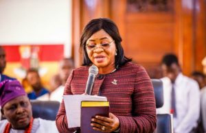 How Ajimobi Inaugurated New HOS, Pioneer Customary Appeal Court President Mrs Olawumi Ogunesan...being inaugurated by Governor Abiola Ajimobi...