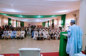 Photo: Buhari Pays Sympathy Visit To Zamfara State President Muhammadu Buhari, right, addressing stakeholders in Zamfara State...