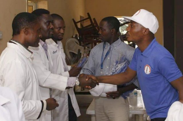 Prince Akinyode Oyewusi in a handshake with one of the doctors at the PAAO Foundation launching at Ipetumodu Town Hall, Ife, Osun State…