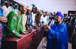 Photo: When Ajimobi Met With Butchers’ Association In His State Senator Abiola Ajimobi (right), with members of the Butchers’ Association, during the meeting…