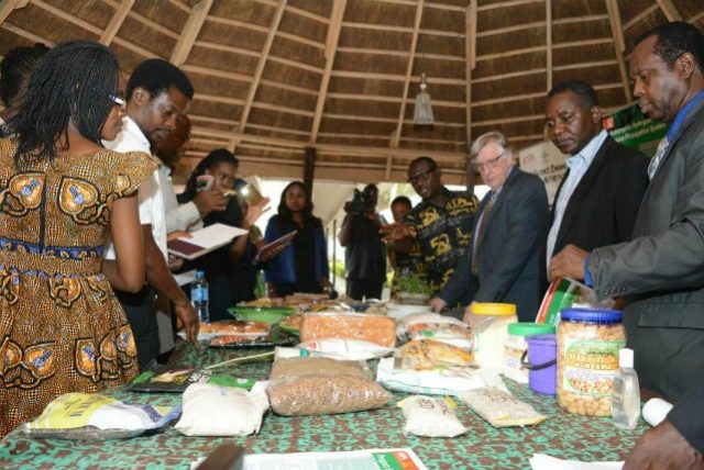 R-L: GCP21 Director Designate, Prof. Malachy Akoroda; GCP21 Conference Communication Coordinator, Godwin Atser; GCP21 Director, Dr Claude Fauquet; and journalists during the exhibition of cassava products in Lagos…