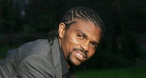 EPL Title: Kanu Nwankwo Joins Others To Salute Arsenal Kanu Nwankwo