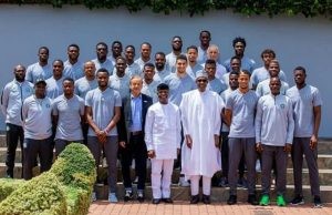 Make Nigeria Proud In Russia -Buhari Tells Super Eagles President Muhammadu Buhari in a group picture with the Super Eagles and their handlers...