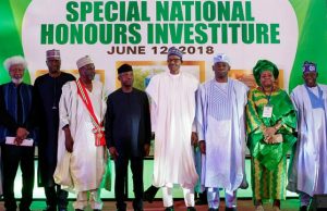 Photo Event: How Buhari Honoured MKO Abiola, Fawehinmi, Others President Buhari with Prof. Wole Soyinka, SGF Boss Mustapha, Award Recipient Amb. Babagana Kingibe (GCON), Vice president Yemi Osinbajo, Son of MKO Abiola, Kola, Wife of Chief Gani Fawehinmi (Mrs Ganiyat) and Chief Bola Ahmed Tinubu shortly after the Special Investiture and National Honors Award ceremony…