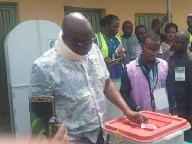 Governor Ayodele Fayose casting his vote in Afao Ekiti on Saturday…
