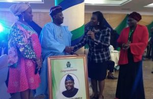 How CBN Celebrated, Honoured Its Retiring Deputy Governor Adebayo Adelabu L-R: Mrs Oluseyi Adelabu, Chief Adebayo Adelabu at the event…