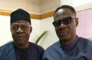 Offa Robbery: Kwara Governor Receives COS After Release By Police Kwara State Governor, Alhaji Abdulfatah Ahmed, right, with his released Chief of Staff, Alhaji Abdulwahab Babatunde Yusuf…