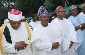 Sallah: Ajimobi Reveals The Secret Of His Government’s Success L-R: Babasale Musulumi of Oyo State, Alhaji Lateef Oyelade; state Governor, Senator Abiola Ajimobi; Secretary to the State Government, Alhaji Olalekan Alli; and Alhaji Akinade Fijabi, at the Eid Prayer Ground, Ibadan... on Tuesday…