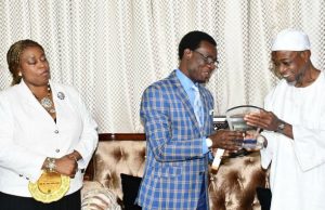 Infrastructural Development: African Union Officials Hail Aregbesola Nigeria Representative and Chairperson Committee on Social Affairs and Health of the African Union Economic, Social and Cultural Council (AU-ECOSOCC), Mr Tunji Asaolu (middle), Presenting an award of good governance on Programme for Infrastructure Development in Africa (PIDA) to Governor State of Osun, Ogbeni Rauf Aregbesola. With them is the Head of Secretariat (AU -ECOSOCC) in Nigeria, Ambassador Chinwe Maduike (left); during the visit…