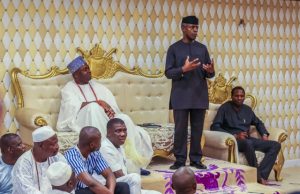 Photo: Osinbajo Pays Courtesy Call On Oba Elegushi In Lagos Vice President Yemi Osinbajo, addressing Oba Ademola Elegushi and his people at the Palace...