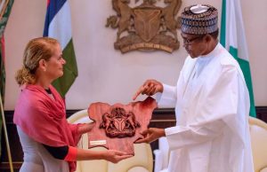 Buhari Insists: Nigeria’s Democracy Is Improving Steadily President Muhammadu Buhari, right, with the Governor General of Canada, Her Excellency Rt. Hon. Julie Payette