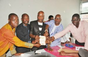 ‘Consolidated Emblem’ To Enhance Revenue Collection In Oyo Launched L-R: Treasurer, Forum Mobile Advert Consultant of Oyo State , Mudashiru Bashiru, Chief Bartholomew Ehimare, Mr Victor Aikhuemelor, Oyo State Mobile Advert Operator, Chief Oke Theophilius Akanmu and the forum’s secretary, Mr Osagie Victor during the launching of First Pecker…