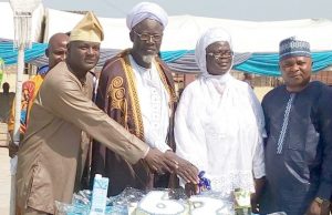 2019: Shafaudeen’s Founder Charges Stakeholders On Credible, Free and Fair Elections The representative of the Olubadan of Ibadan land, Adeola Oloko, Prof. Olagoke Ariyo and his wife, Alhaj Simiat and Alhaji Lateef Sulaiman during the cutting of the birthday cake…